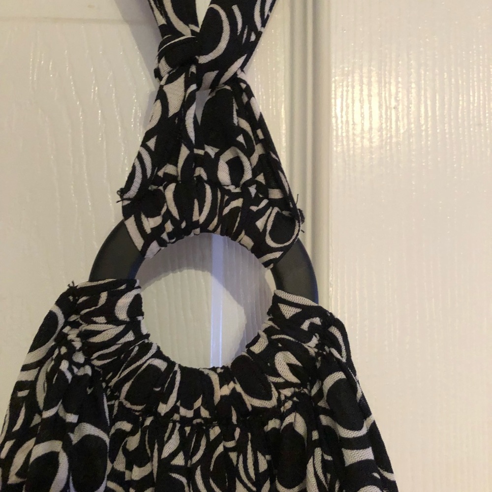 Gorgeous halter style blouse